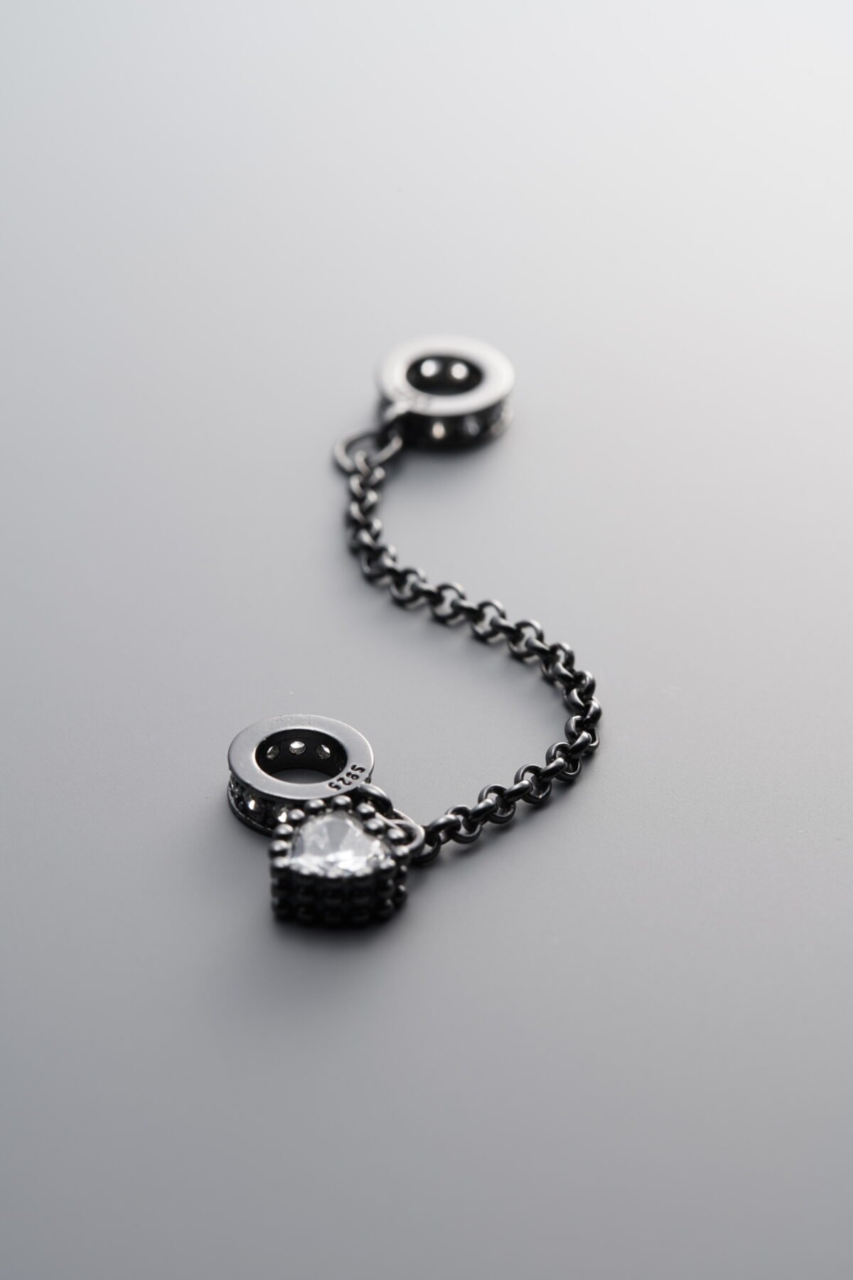 Zircon Chain Link