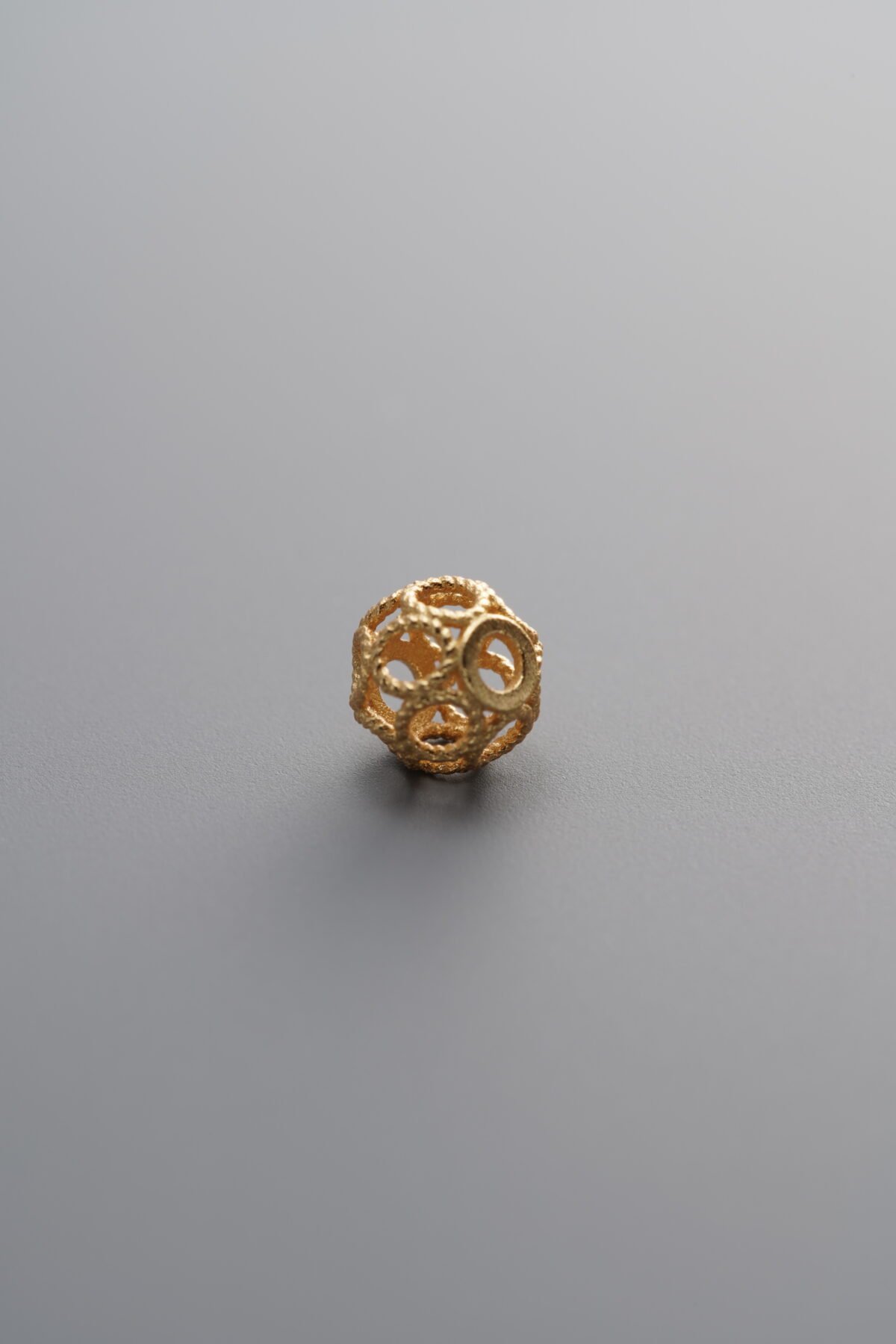 Hollowed-out Multi-petal Spacer Bead
