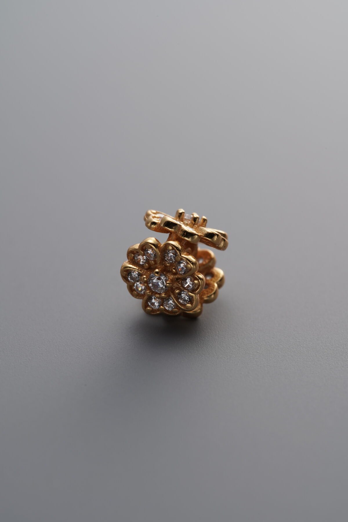 925 Sterling Silver-Gold Plated-Zircon Flower Circle Bead-7mm - Image 2