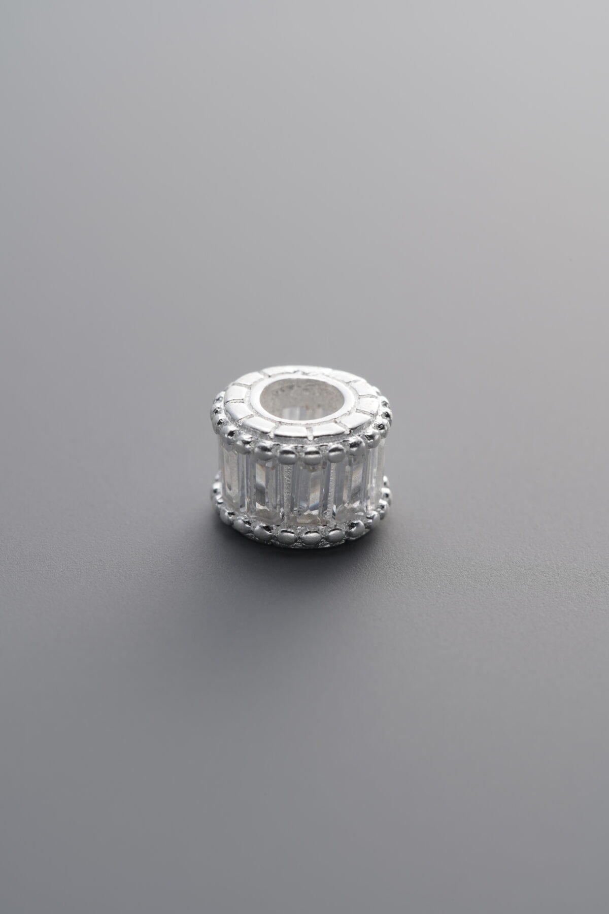 Zircon Wide Wheel-shaped Bead