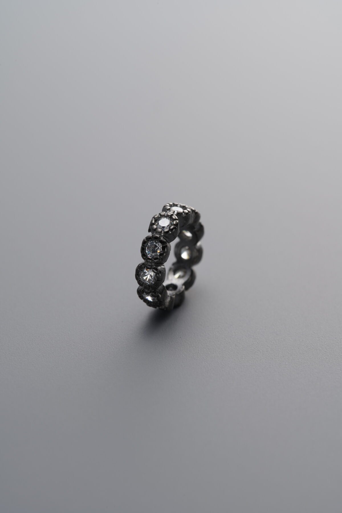 925 Sterling Silver-Black Plated-Zircon Snowflake Pattern Ring Bead-8mm - Image 1