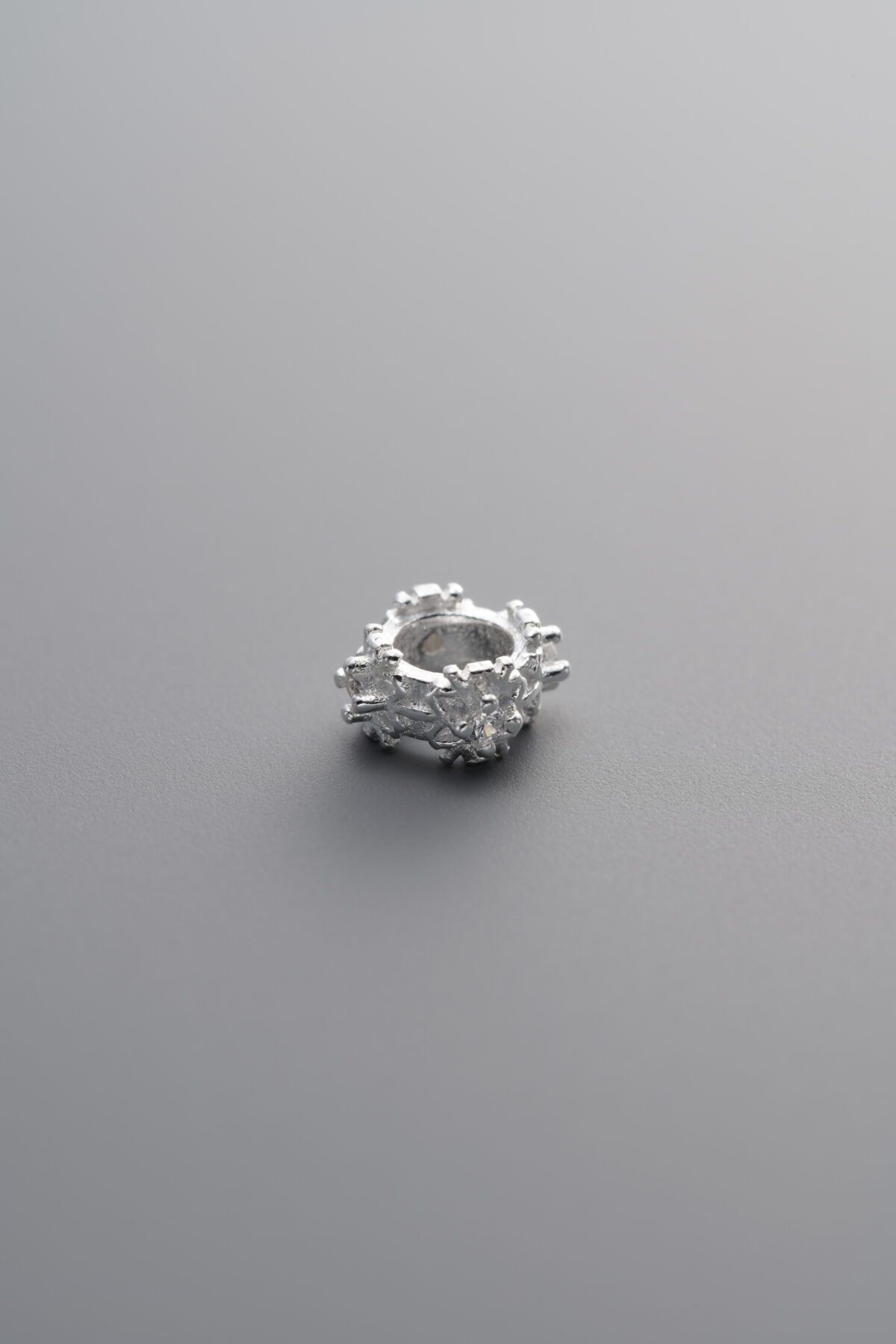 925 Sterling Silver-Bright-Zircon Snowflake Pattern Circle Bead-5mm - Image 2