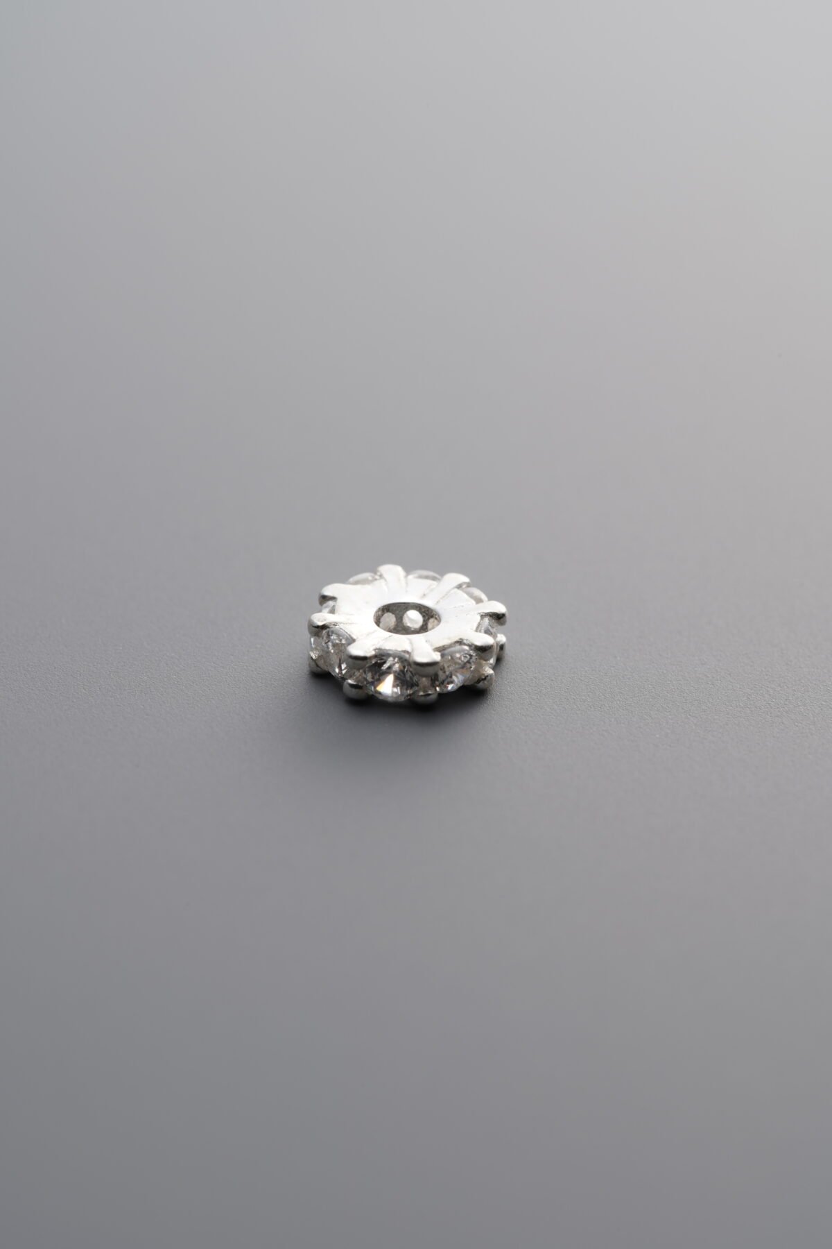 Zircon Snowflake Pattern Circle Bead