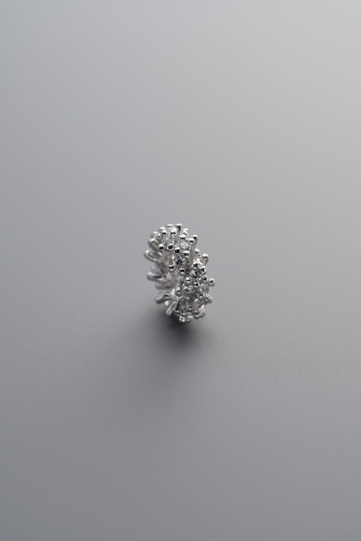 F3-64 (4) 925 Sterling Silver-Bright-Zircon Snowflake Pattern Ring Bead-7mm - Image 1