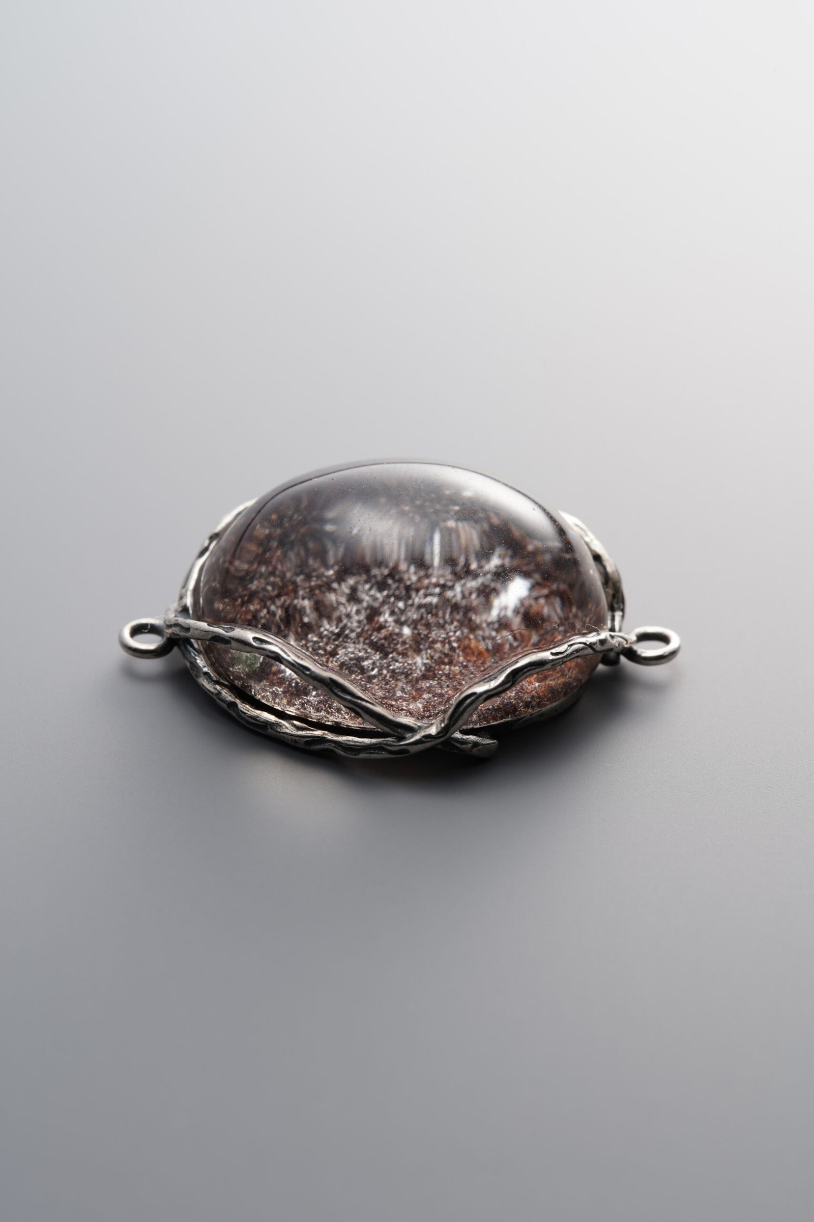 F4-210 (4) 925 Sterling Silver-Antiqued-Phantom Double Loop Connector-31mm - Image 1